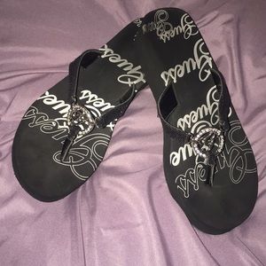 Guess rhinestone flip flop!